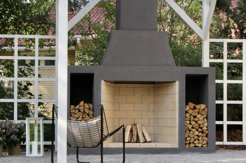 Villa garden design in Espoo: garden renovation, romantic garden, outdoor fireplace