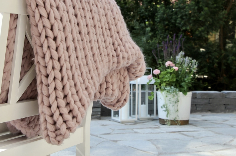 Villa garden design in Espoo: garden renovation, romantic garden, outdoor fireplace