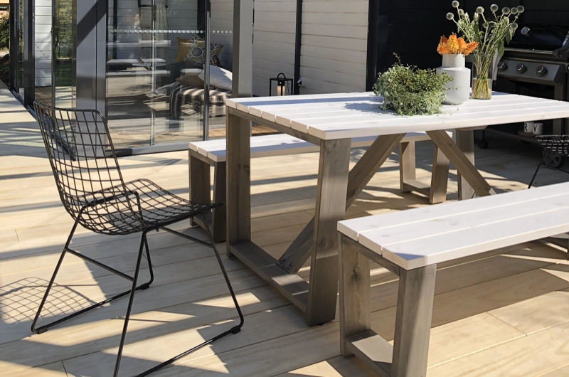Post-war house garden design in Uusimaa: garden renovation, terrace, outdoor living area, pergola